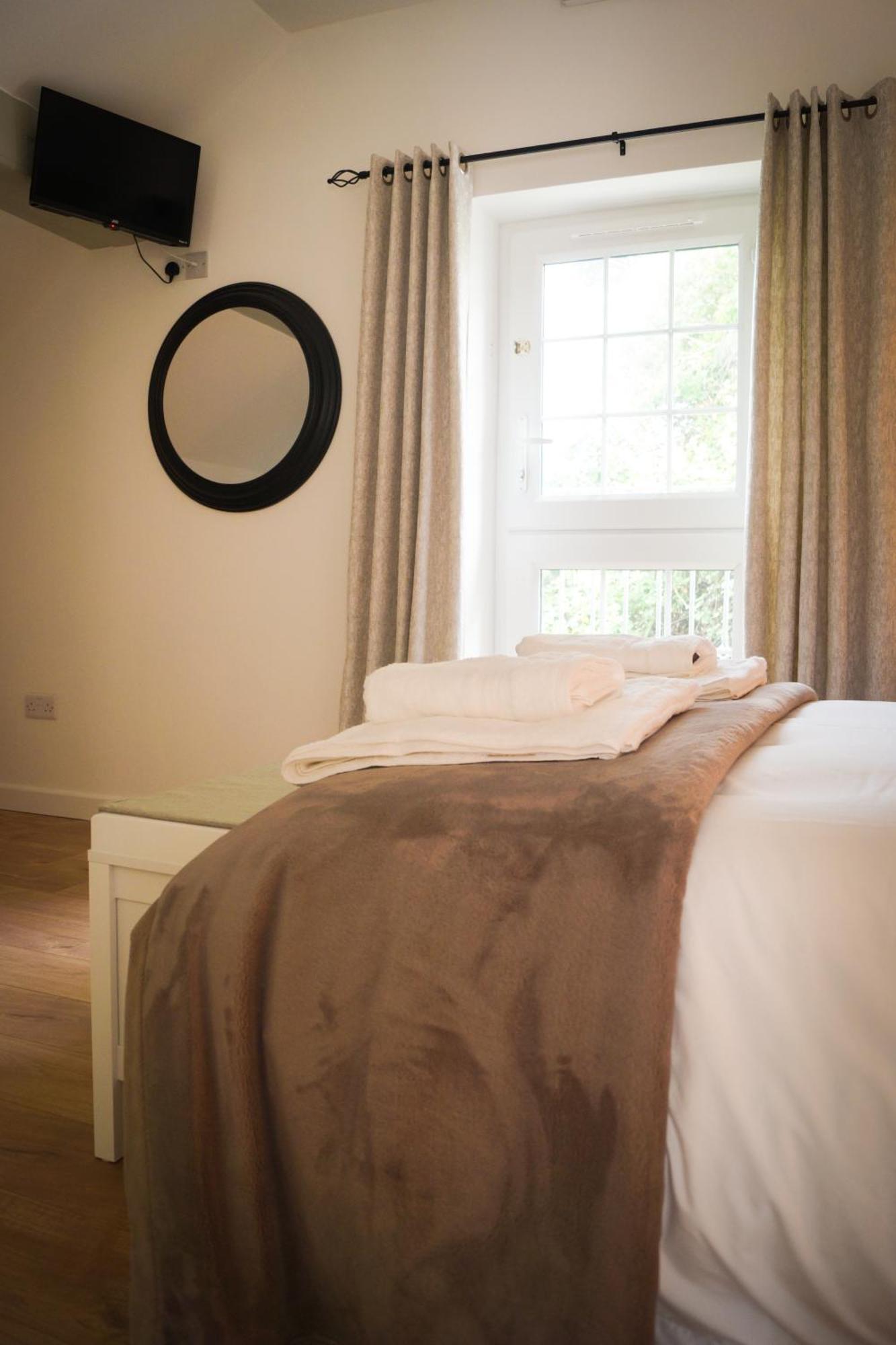 Lemon Tree Inn - Newly Refurbished Coastal Stay Swyre Exterior foto